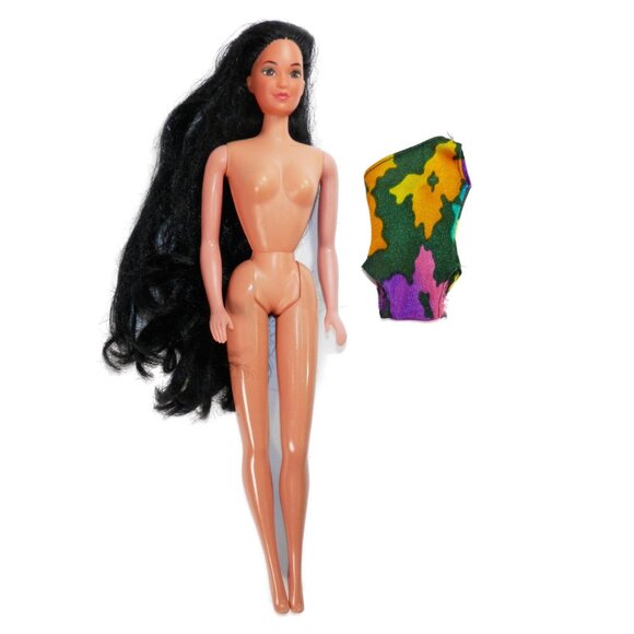 Vtg 1984 Barbie Tropical Miko Doll Green Floral One Shoulder Swimsuit 2056 - Picture 1 of 13